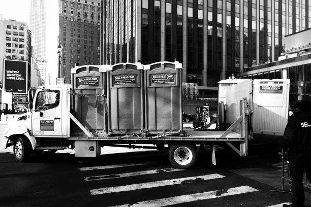 Portable Toilet Options We Offer in Scottdale, GA